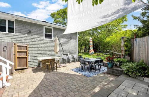 Cirlene's Beach Retreat - Photo 28