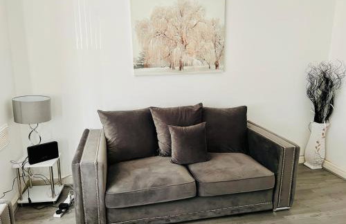 Beautiful and Homely 3 Bed House With FREE Parking So Close To Man City and City Centre - Foto 54
