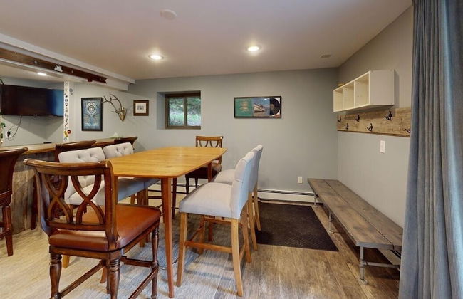 Treehouse Home Brought to you by GetAway Vacations - Photo 45