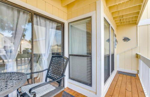 Walk to Beach Resort Retreat with Balcony in Destin - Foto 16