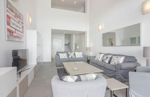 Villa Isabella, Luxury Villa with Heated Pool Ocean View in Adeje, Tenerife - Foto 37