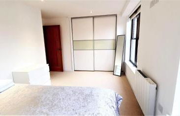 Cliftonville Heights - 2 bed Home away from Home - Photo 17