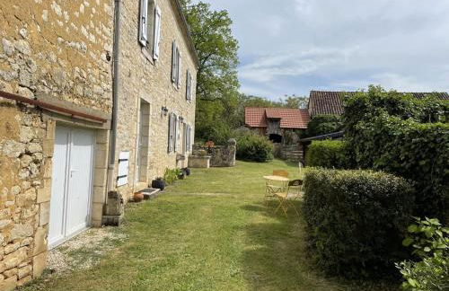 Maison de Charme avec Jardin à Jayac - FR-1-616-465 - Foto 20
