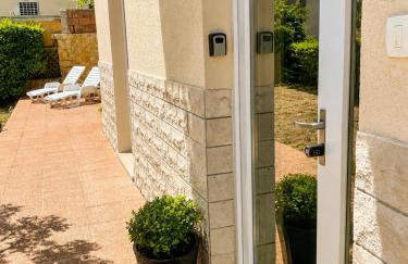LA2 luxury apartment near Bacvice beach - Photo 25