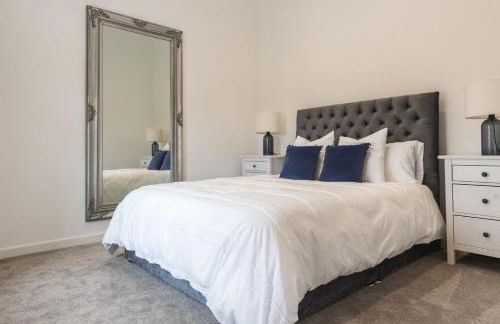 Apartment in the Countryside with Hot Tub - Photo 8