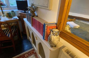 Cosy 18th Century Thatched Country Cottage - 3 bed - Foto 32