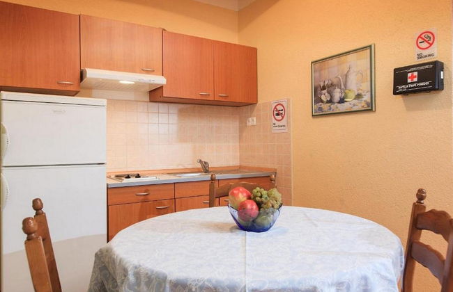 Summerheaven Apartments - Photo 13