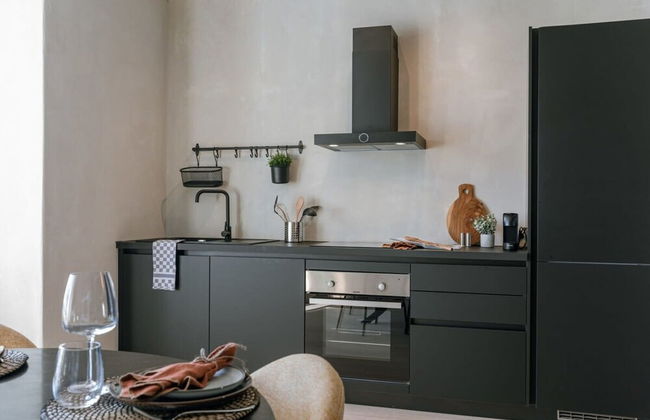 Industrial Apartment With Terrace in Antwerp - Photo 25