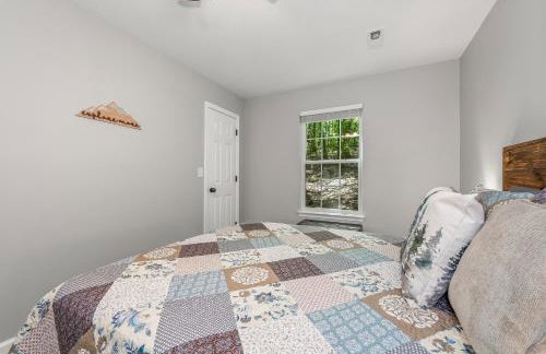 The Otter Box Cabin - 92 Acres Beside DeSoto State Park - Foto 25