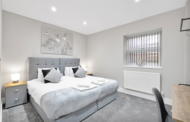 Crown Place 2 & 3 Bedroom Luxury Apts - Foto 31