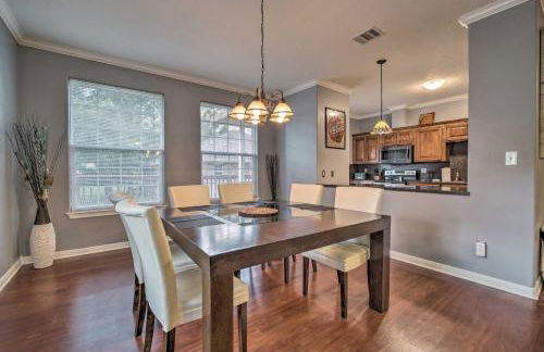 Cozy Family Retreat - 10 Mi to Lake and Trails! - Foto 3