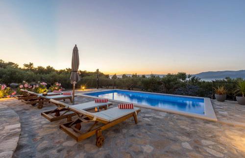 Island Getaway - Heritage House - Photo 55