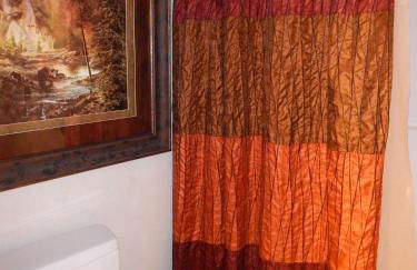 C20, Three bedroom, three bath log-sided, luxury Harbor North cottage with hot tub cottage - Foto 11