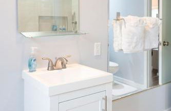 Entire house Pet Friendly w gated backyard Boeing - Foto 9