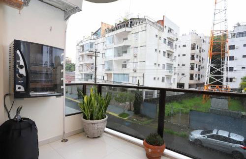 Apartamento Praia do Tombo Guarujá 120m do mar - Foto 11