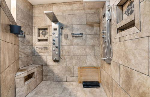 Heated Pool with Lanai- 10min from Beach- Lots of amenities - Foto 69