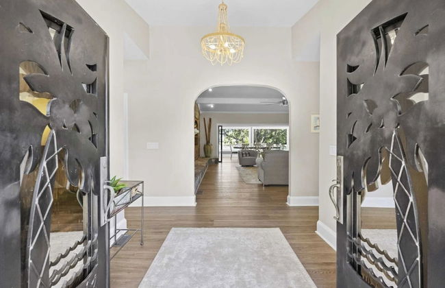 Water, Water Everywhere by Avantstay Pool + Dock - Foto 59