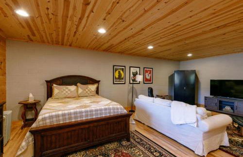 Unique Mountain Cabin Retreat with Hot Tub and View - Foto 35