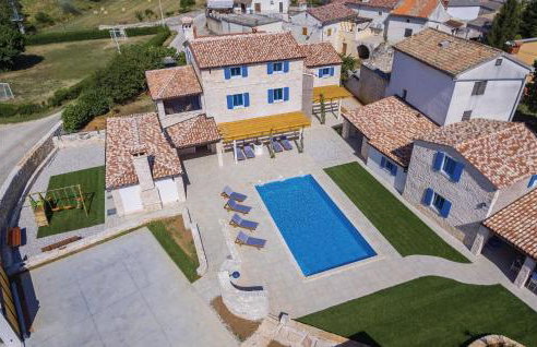Nine-Bedroom Holiday Home In Bokordici - Foto 12