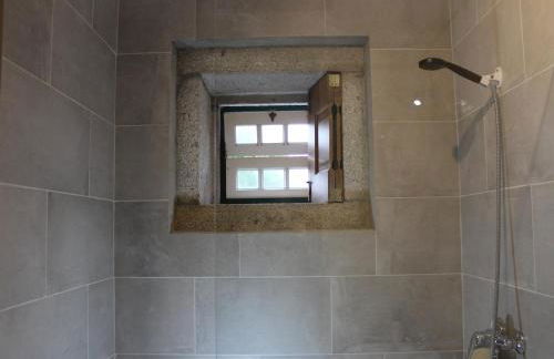 Cottage in Santa Comba with Pool - Photo 20