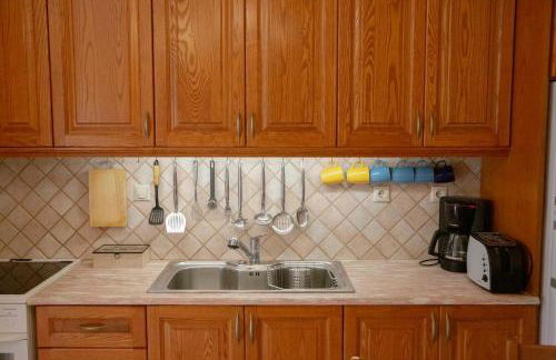 2-BR Apartment by the Sea - Photo 14