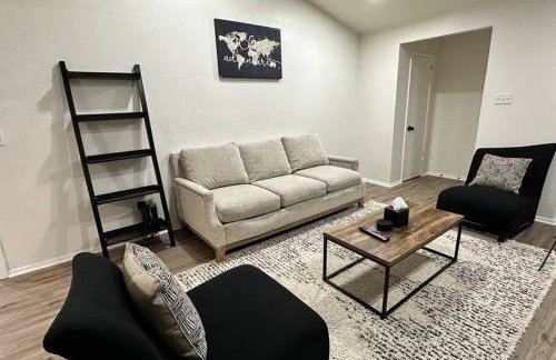 Newly Updated Cozy Home - Foto 16