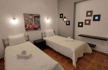 In White Villa - Photo 21