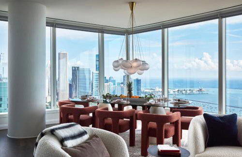 Lux Apts with Lake Views and Top Amenities - Foto 47