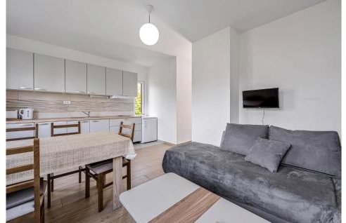 1 Bedroom Gorgeous Apartment In Zlarin - Photo 11