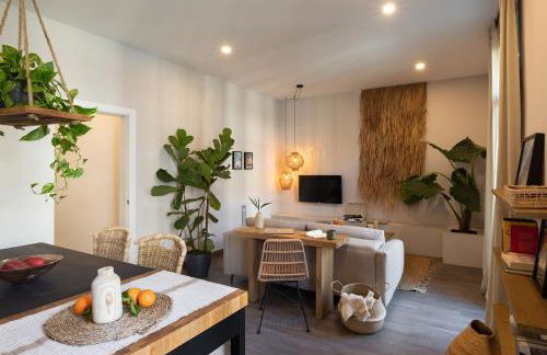 Damar - 2 bedrooms and balcony in Eixample Dreta - Photo 1