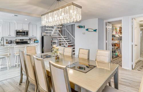 Luxury Lakefront Retreat with Dock in Runaway Bay - Foto 14