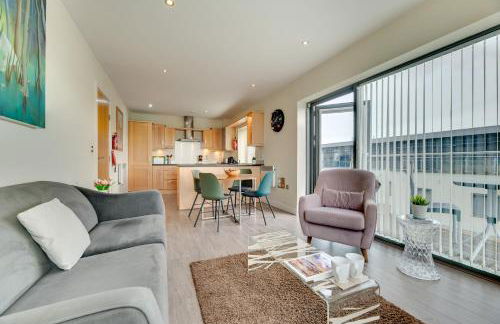 Fenwick Chambers - By Week2Week - Foto 2