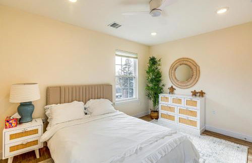 Walk to Keansburg Beach! Family Home with Pool - Foto 27