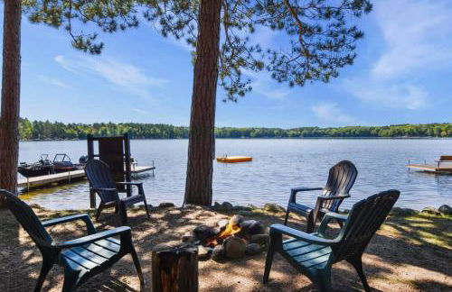 Whispering Waters Bayview Resort Cabin 4 - Foto 1