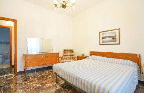 Lovely Home In Arnasco With Wifi - Photo 6