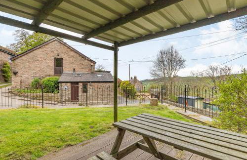 The Hayloft - Photo 25