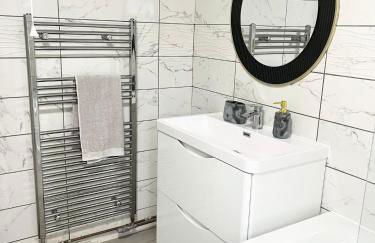 8-Sleeper 4BR 4Bed 2Bath Wi-Fi Garden Tv Beach - Foto 12