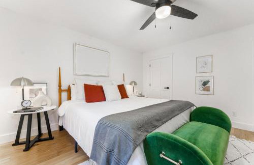 Smokys Landing Disc Golf Game Room Hot Tub - Photo 12