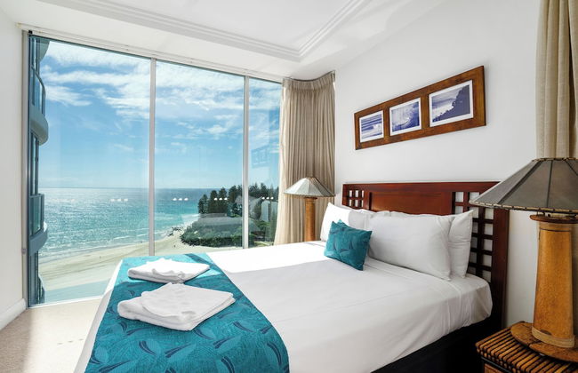 Reflection on the Sea - Foto 14