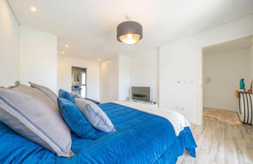 Black Pool House just 10 minutes away from the beach - Foto 9