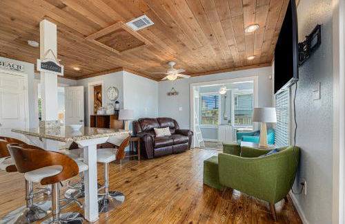 Captain Dan's Beach House - Photo 2