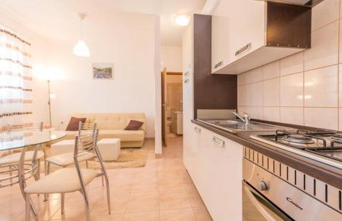 4 Bedroom Stunning Home In Polaca - Foto 21