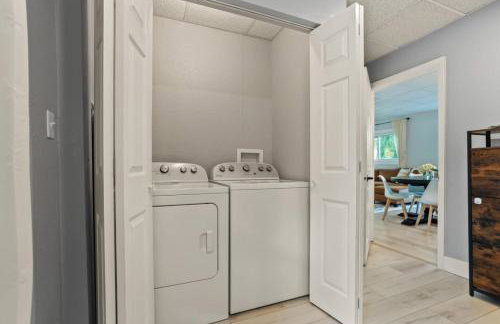 Walk to the Beach! - Free Parking - Fire Pit - Photo 31