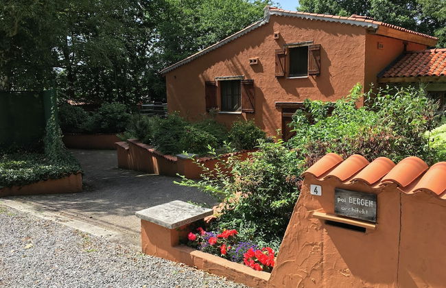 Cosy and Snug Holiday Home With Joint Swimming Pool - Foto 35