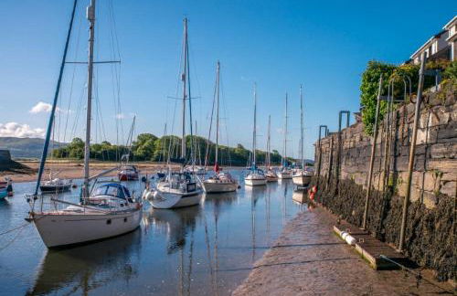 Llys-Derwin - Photo 28