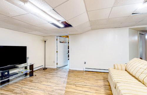 Maine Country Getaway - Photo 22