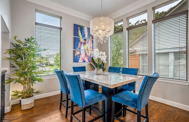 Posh Dtwn Midtown Home w Stunning Roof-topterrace - Foto 4