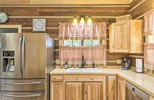 Cozy Homestead Cabin at Base of Columbia Mountain! - Foto 13