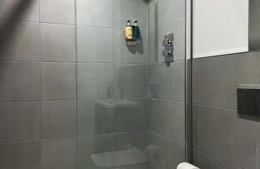 Elmardi Residence - 2 Bedroom Apartment City Centre - Foto 11