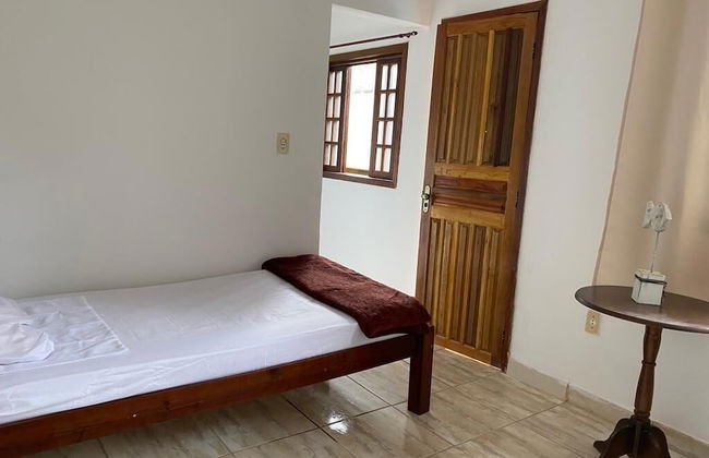 Suítes aconchegantes com piscina e praia - Foto 4